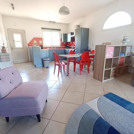 Sous Les Pins Gites Et Chambres D'Hotes Ла-Лонд-ле-Мор Екстер'єр фото